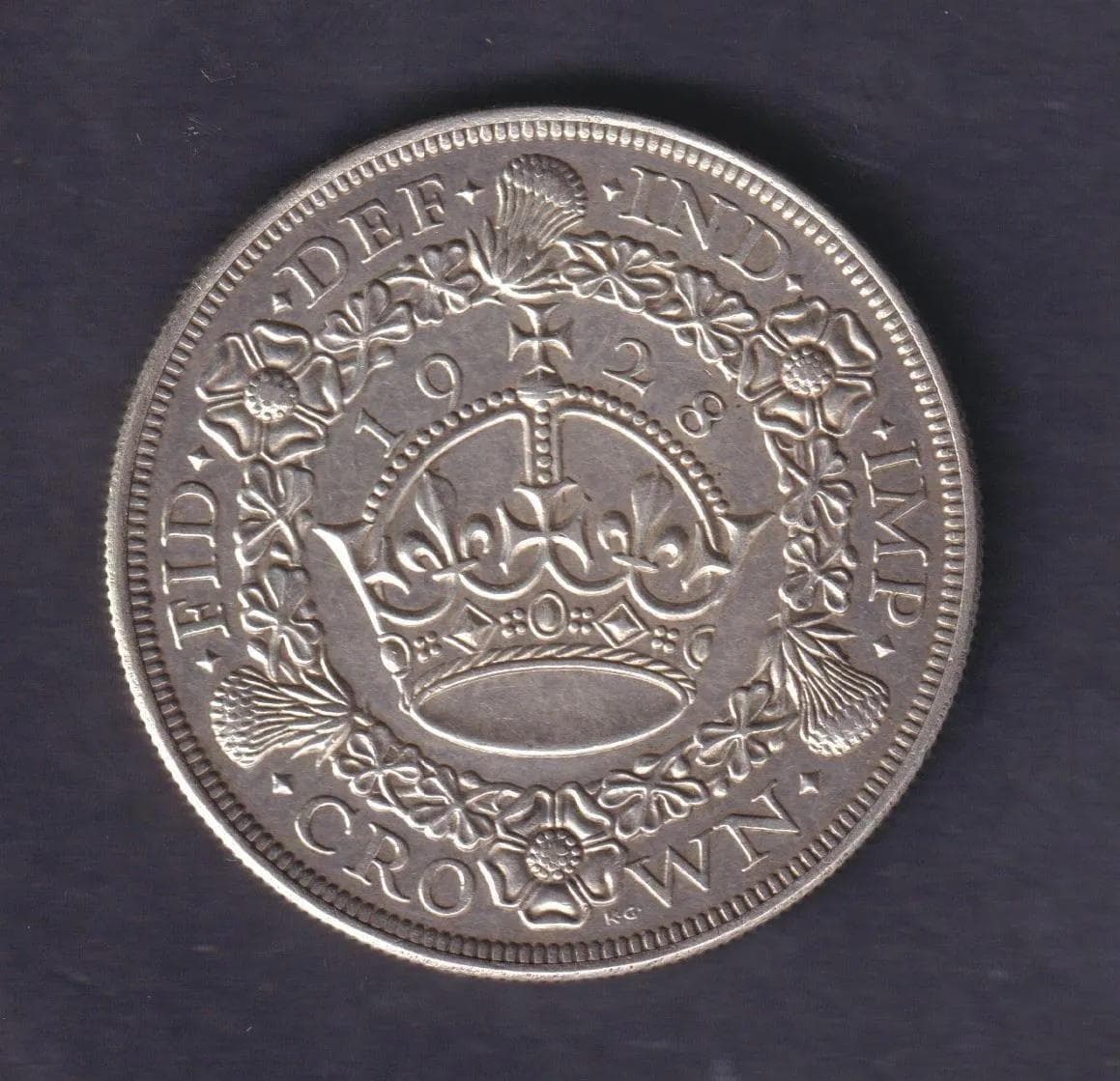 UK King George V 1928 Silver Wreath Crown VF EF